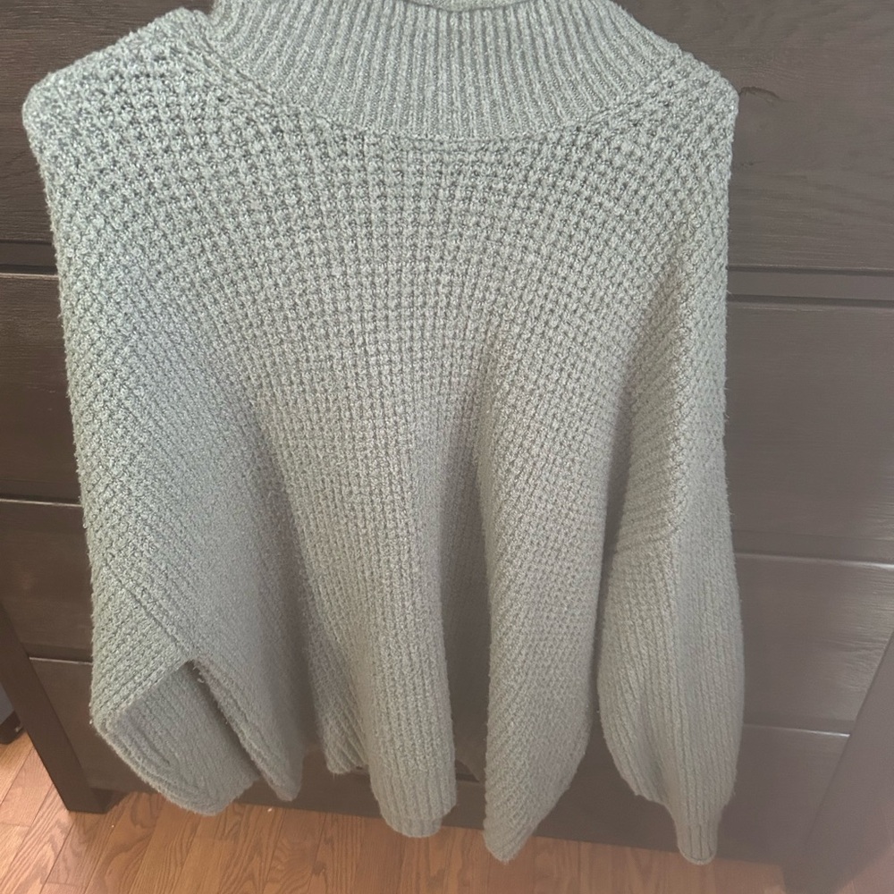 AE XL mock neck sweater sage green